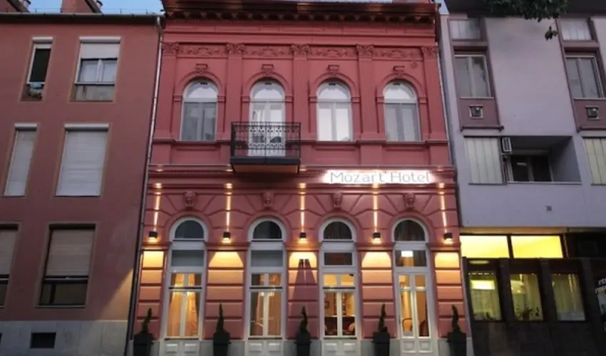 Mozart Hotel Szeged - Oktber 23. 