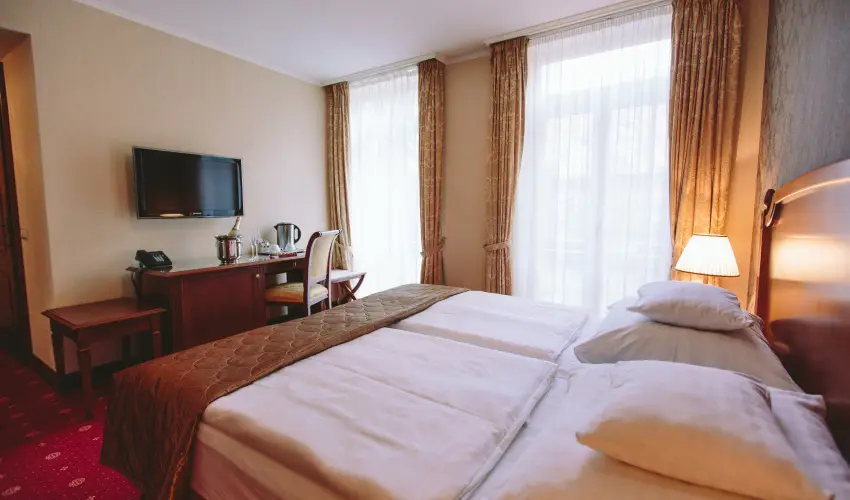 Mozart Hotel Szeged - Oktber 23. 