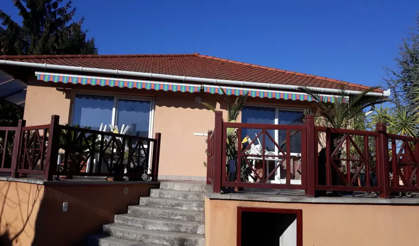 Napsugr Kenzy Lux Apartman Vendghzak Hajdszoboszl - Oktber 23. (min. 2 j)