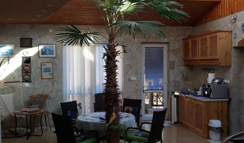 Napsugr Kenzy Lux Apartman Vendghzak Hajdszoboszl - Oktber 23. (min. 2 j)