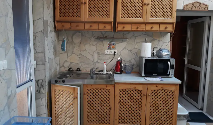 Napsugr Kenzy Lux Apartman Vendghzak Hajdszoboszl - Oktber 23. (min. 2 j)