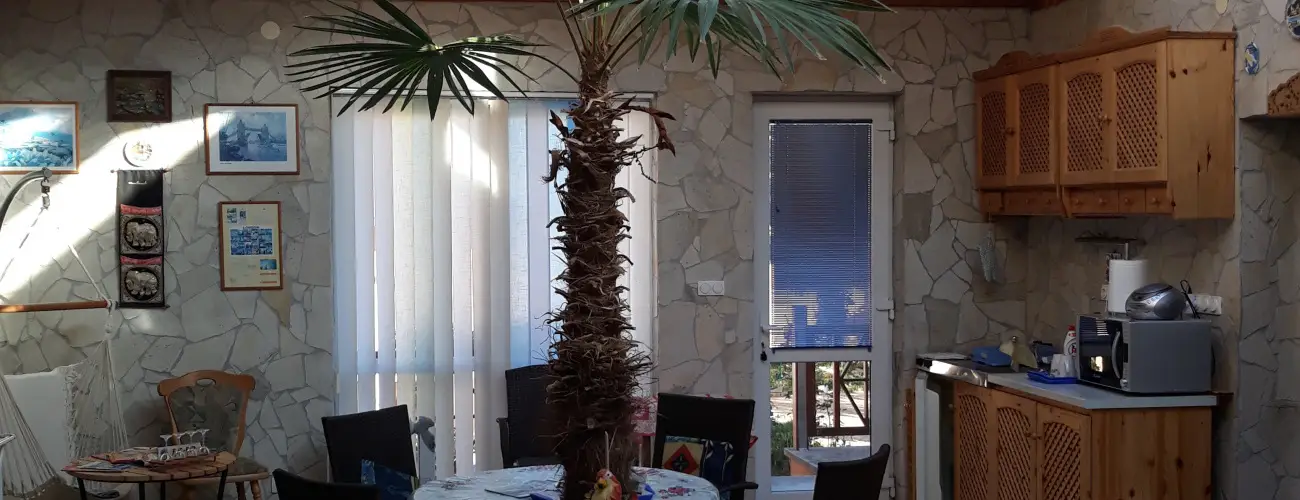 Napsugr Kenzy Lux Apartman Vendghzak Hajdszoboszl - Oktber 23. (min. 2 j)