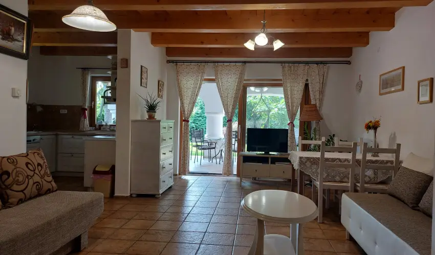 Ngy vszak Apartmanhz Zalakaros Zalakaros - Oktber 23. (min. 3 j)