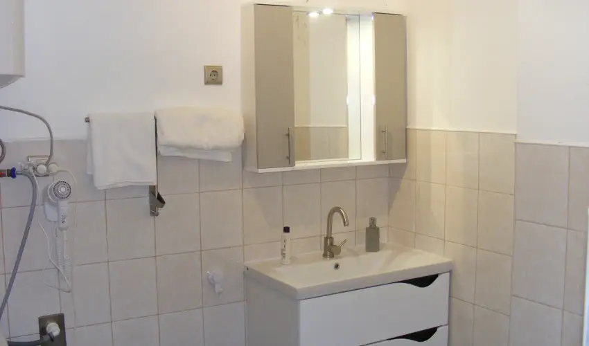 Ngy Glya Apartman Sarud - Oktber 23.