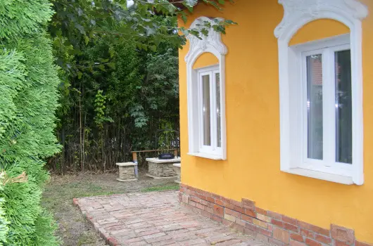 Ngy Glya Apartman - Oktber 23. (min. 2 j)