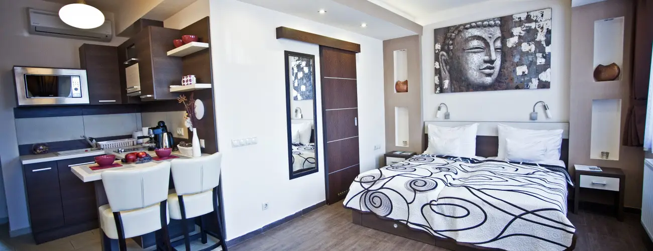 Nmeth Apartmanok Srvr - Oktber 23. (min. 2 j)