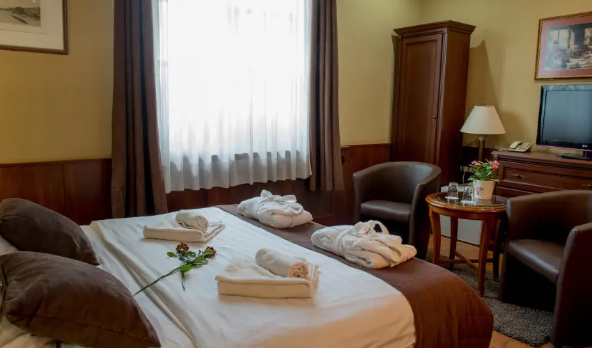 Nyerges Hotel Terml Monor - Oktber 23.