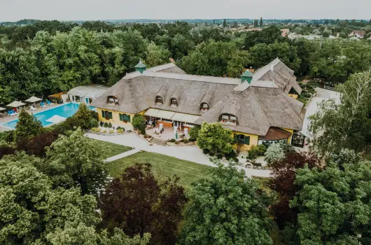 Nyerges Hotel Term�l - Okt�ber 23.