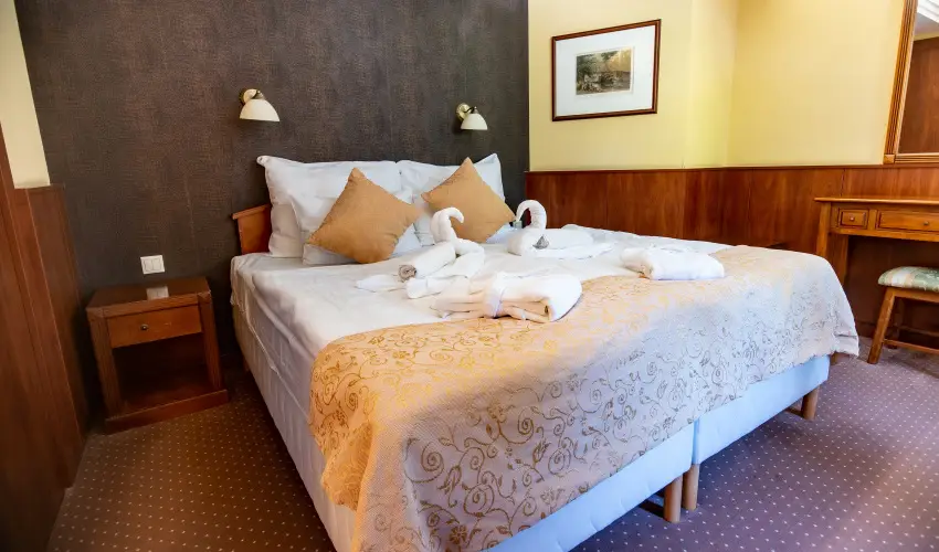 Nyerges Hotel Terml Monor - Oktber 23.