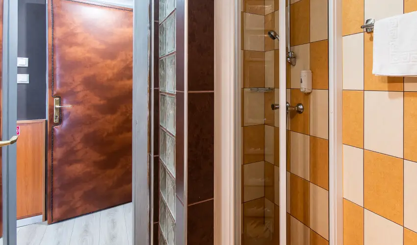 Nyerges Hotel Terml Monor - Oktber 23.