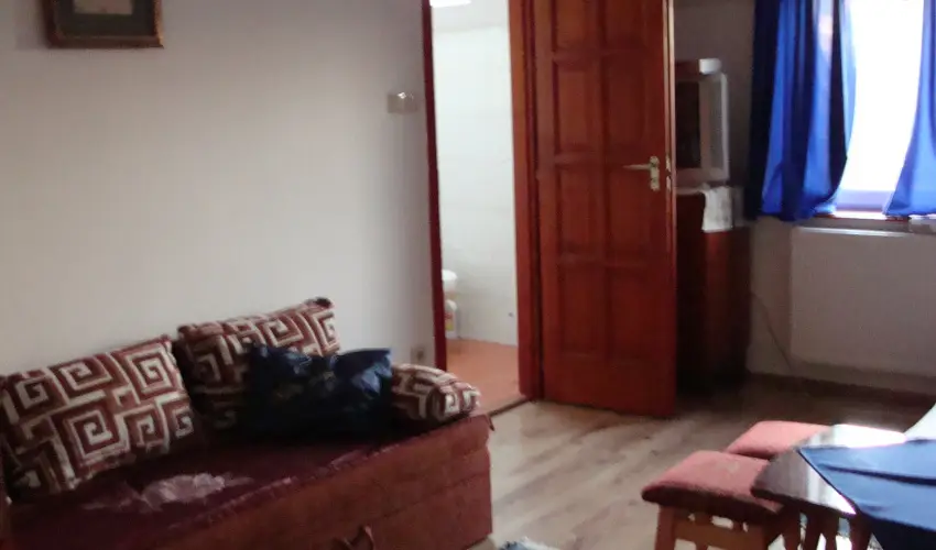 Nyugi Tanya Magyarts - Oktber 23. (min. 2 j)