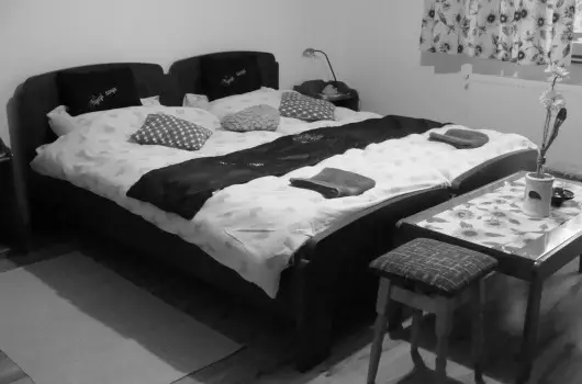 Nyugi Tanya - Oktber 23. (min. 2 j)