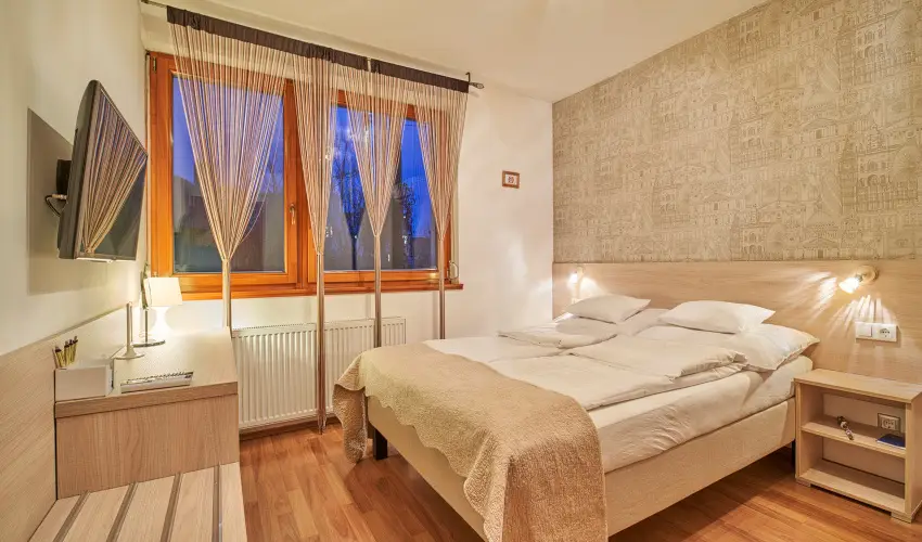O�zis Apartmanok M�rahalom M�rahalom - Okt�ber 23.