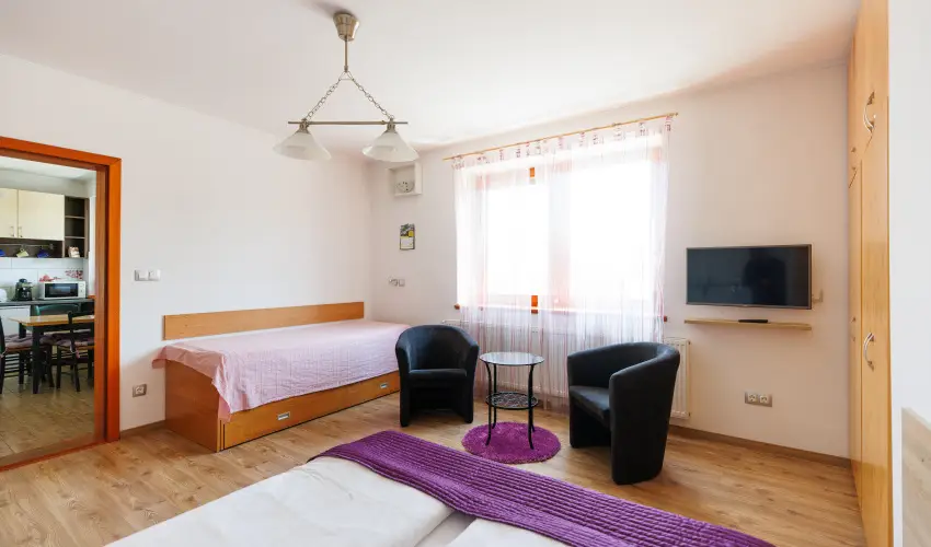 O�zis Apartmanok M�rahalom M�rahalom - Okt�ber 23.