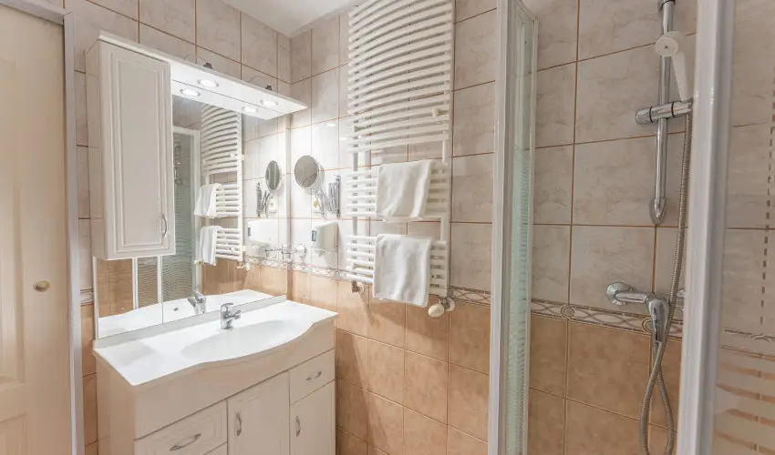 Ozis Hotel  Nagykanizsa - Oktber 23. (min. 2 j)