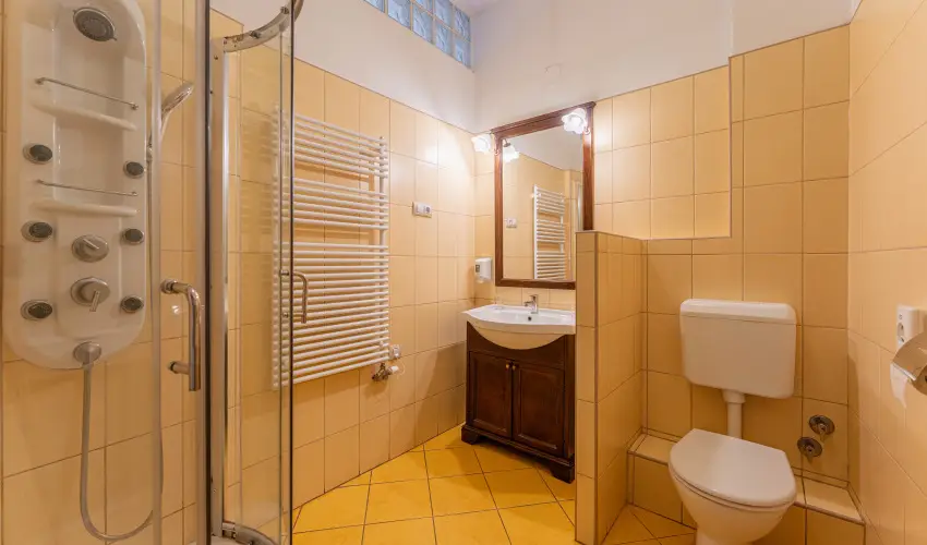 Ozis Hotel  Nagykanizsa - Oktber 23. (min. 2 j)