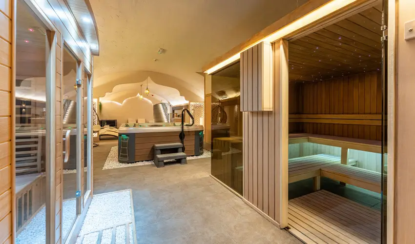 Ozis Hotel  Nagykanizsa - Oktber 23. (min. 2 j)