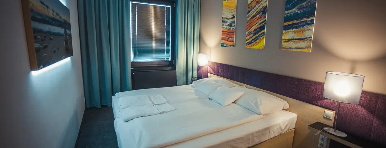 Onyx Luxury Srvr Srvr - Oktber 23. 