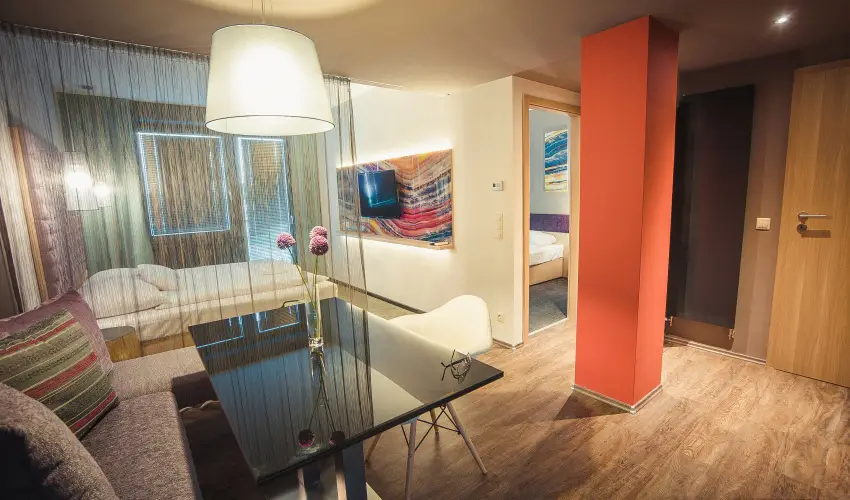 Onyx Luxury Srvr Srvr - Oktber 23. 