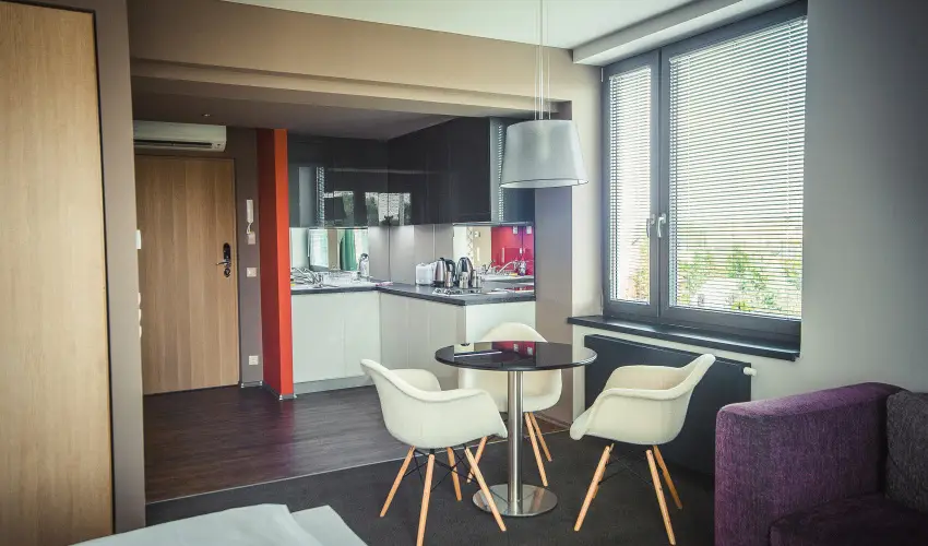 Onyx Luxury Srvr Srvr - Oktber 23. 