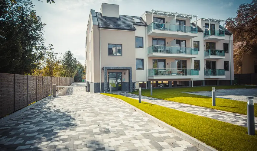 Onyx Luxury Srvr Srvr - Oktber 23. 