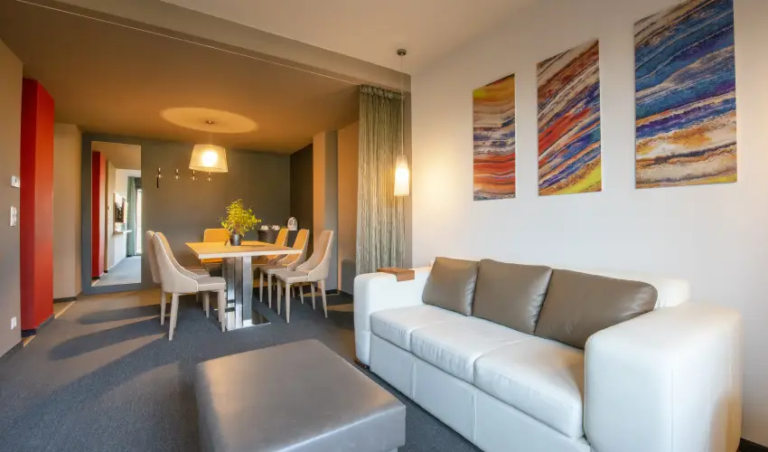 Onyx Luxury Srvr Srvr - Oktber 23. 