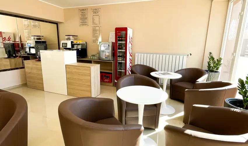 reg-t Hotel Tata - Oktber 23.