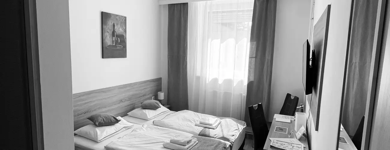 reg-t Hotel Tata - Oktber 23.