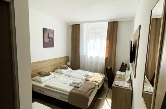 reg-t Hotel - Oktber 23.