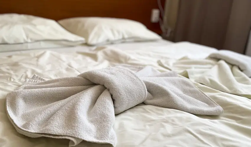 reg-t Hotel Tata - Oktber 23.