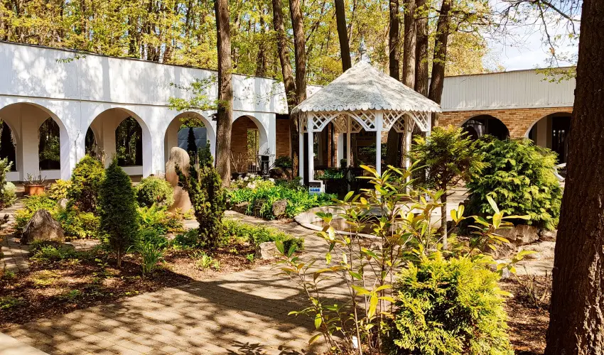 reg-t Hotel Tata - Oktber 23.