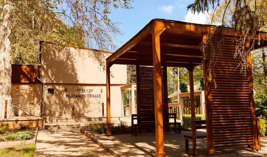 reg-t Hotel Tata - Oktber 23.