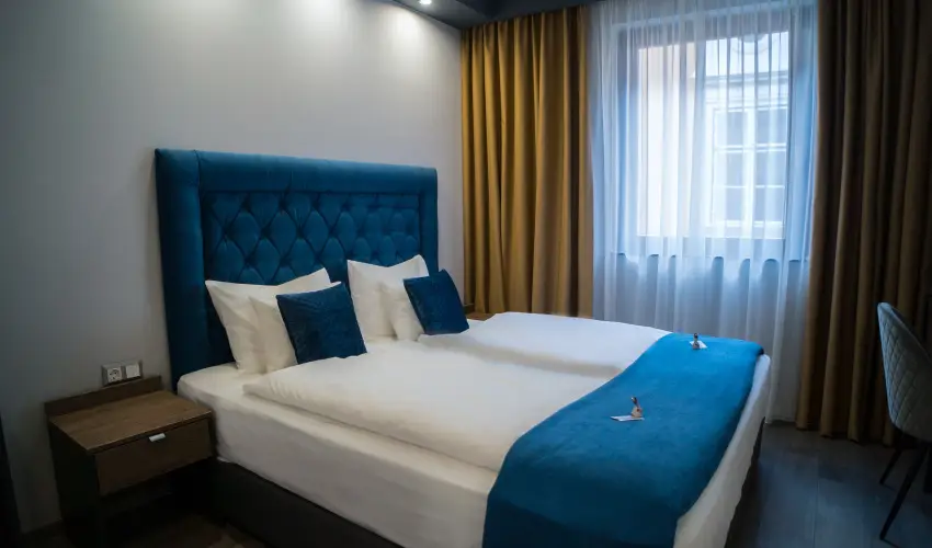 Palatinus Hotel Sopron - Oktber 23. (min. 2 j)