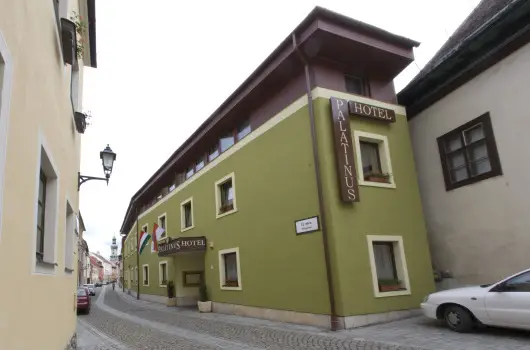 Palatinus Hotel - Okt�ber 23. - teljes el�refizet�ssel