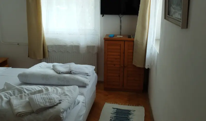 Paprika Vendghz Harkny - Oktber 23. (min. 2 j)