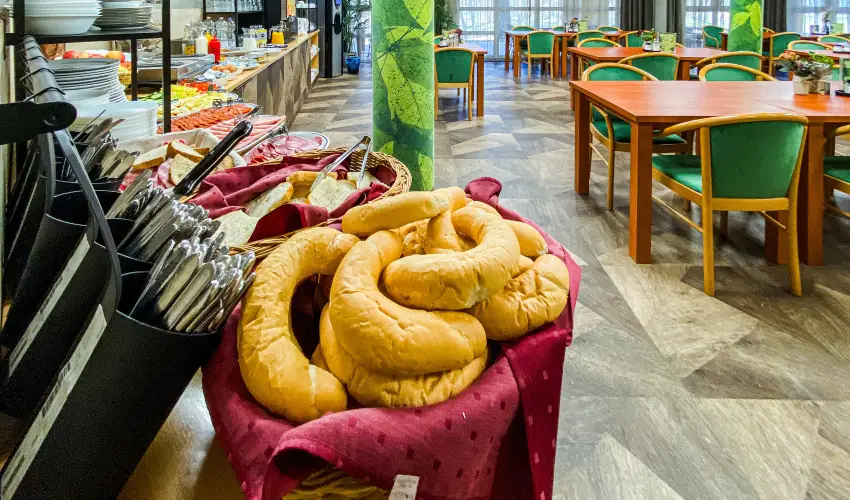 Park Hotel Sst Nyregyhza - Oktber 23. - teljes elrefizetssel