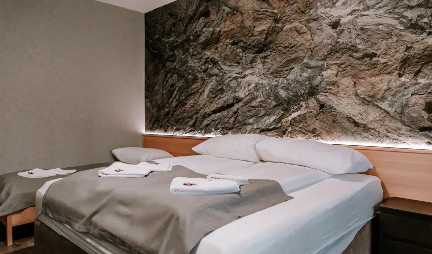 Park Hotel Sst Nyregyhza - Oktber 23. - teljes elrefizetssel