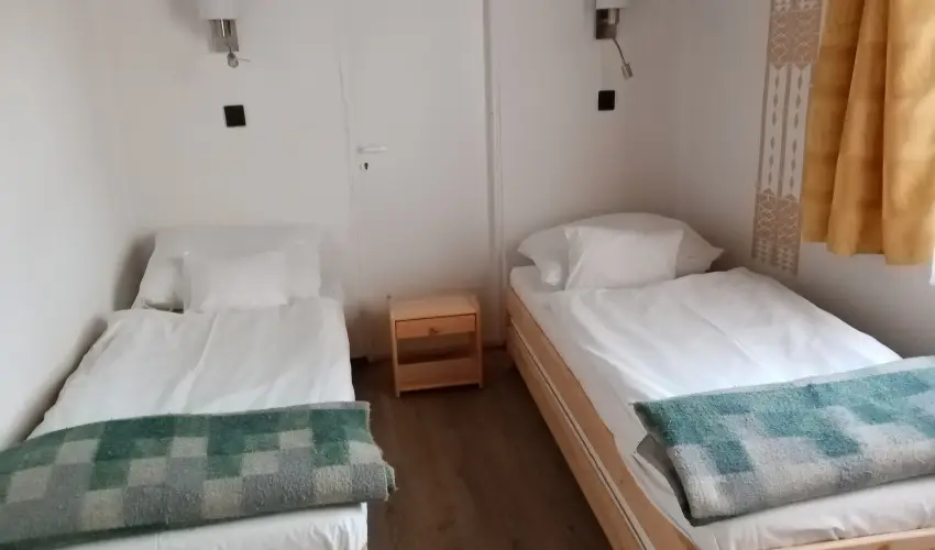 Parti S�t�ny Vend�gh�z Balatonkenese - Okt�ber 23.