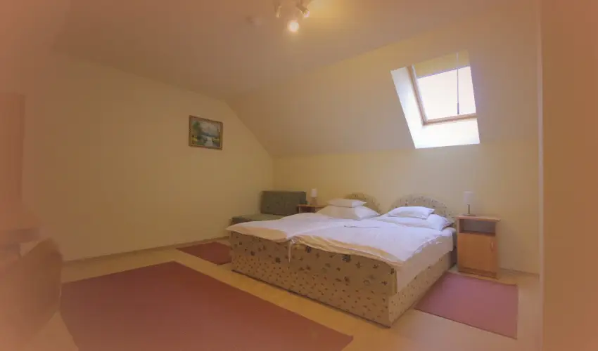 Hotel Vad�szk�rt Sz�kesfeh�rv�r - Okt�ber 23.