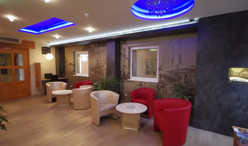 Hotel Vad�szk�rt Sz�kesfeh�rv�r - Okt�ber 23.