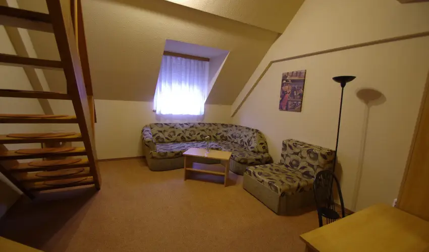 Hotel Vad�szk�rt Sz�kesfeh�rv�r - Okt�ber 23.