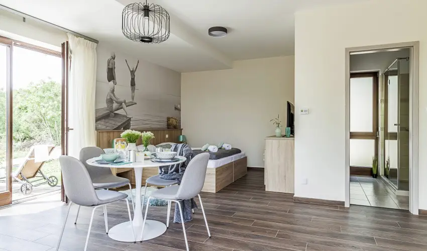 Pilger Vendghz Tihany - Oktber 23. (min. 3 j)