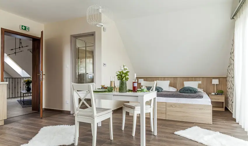 Pilger Vendghz Tihany - Oktber 23. (min. 3 j)