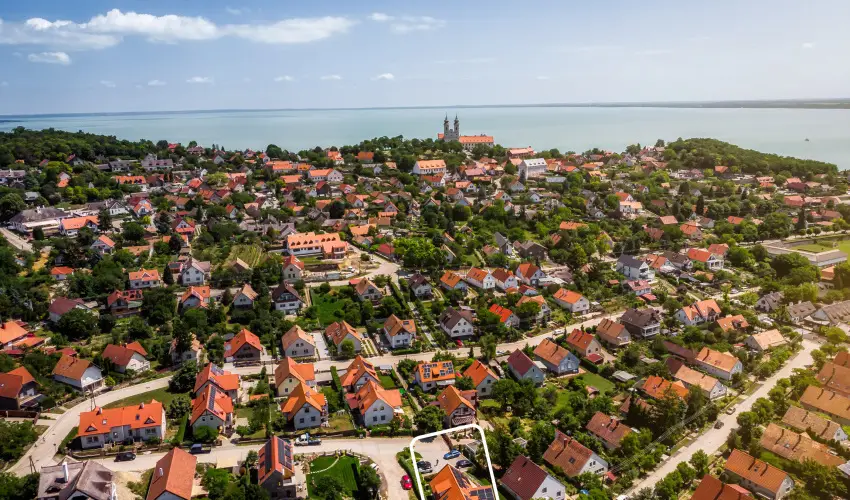 Pilger Vendghz Tihany - Oktber 23. (min. 3 j)