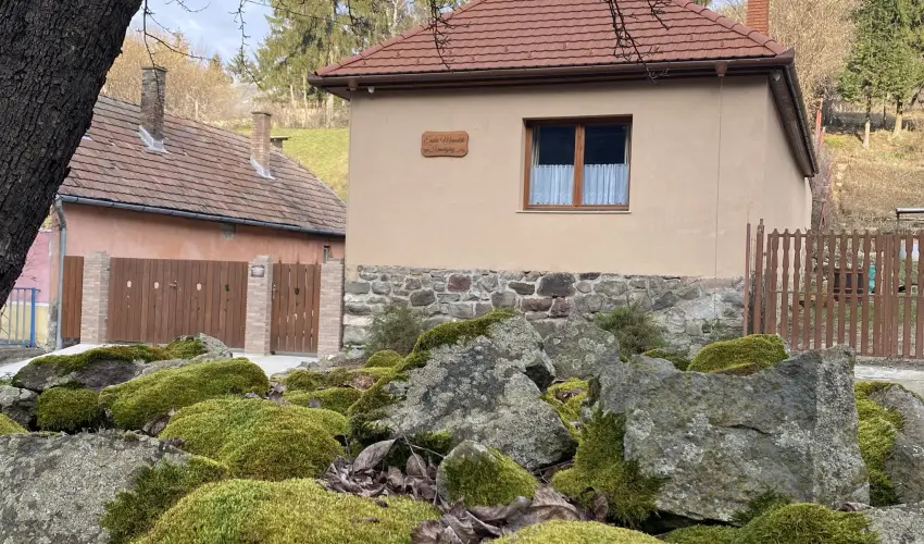 Pilis Lelke Vendghz Pilisszentllek - Oktber 23. (min. 2 j)