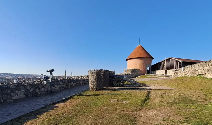 Pitypang Apartman Eger - Oktber 23. (min. 2 j)