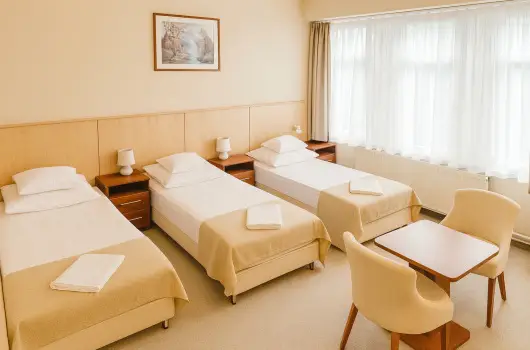 Pl�za Hotel Gyula - Okt�ber 23.