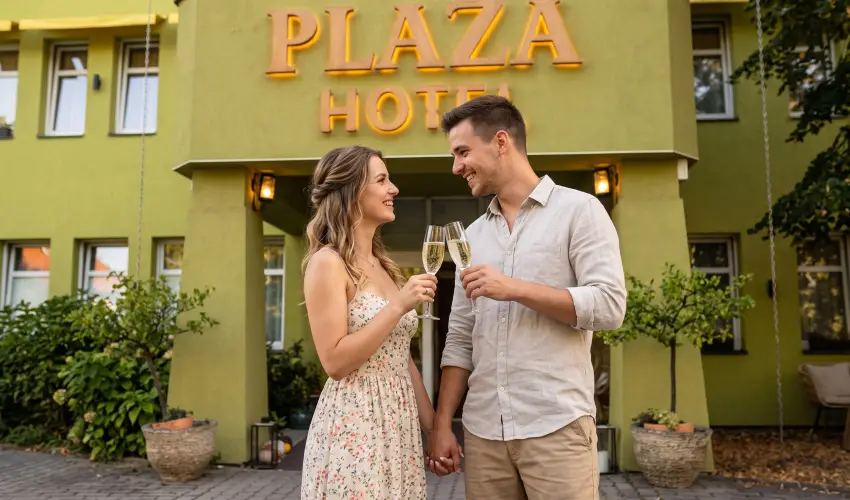 Pl�za Hotel Gyula Gyula - Okt�ber 23. (min. 2 �j)