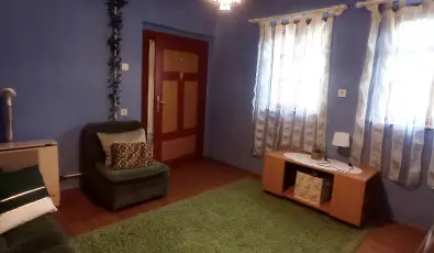 Pni Kuck Vendghz s Minifarm  Hosszvlgy