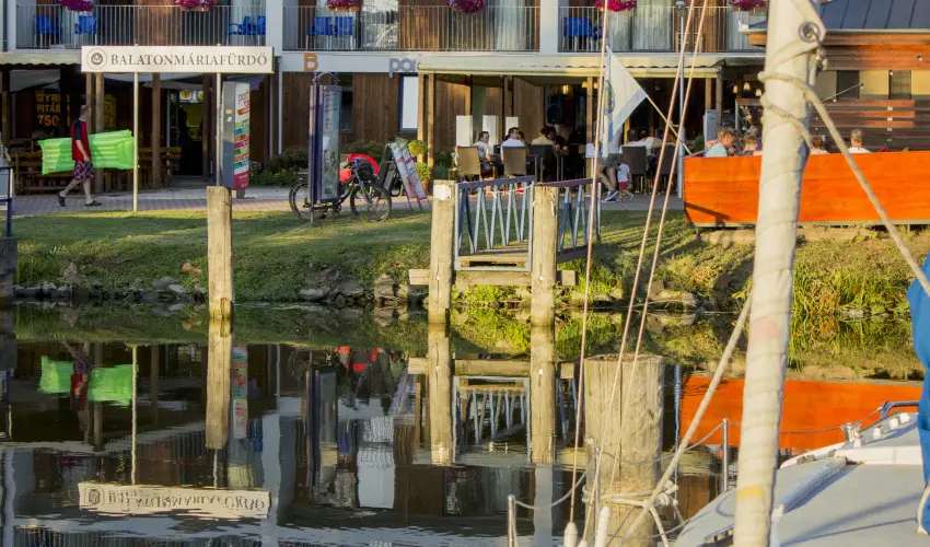 Port Étterem & Panzió Balatonmáriafürdő - Október 23. (min. 3 éj)